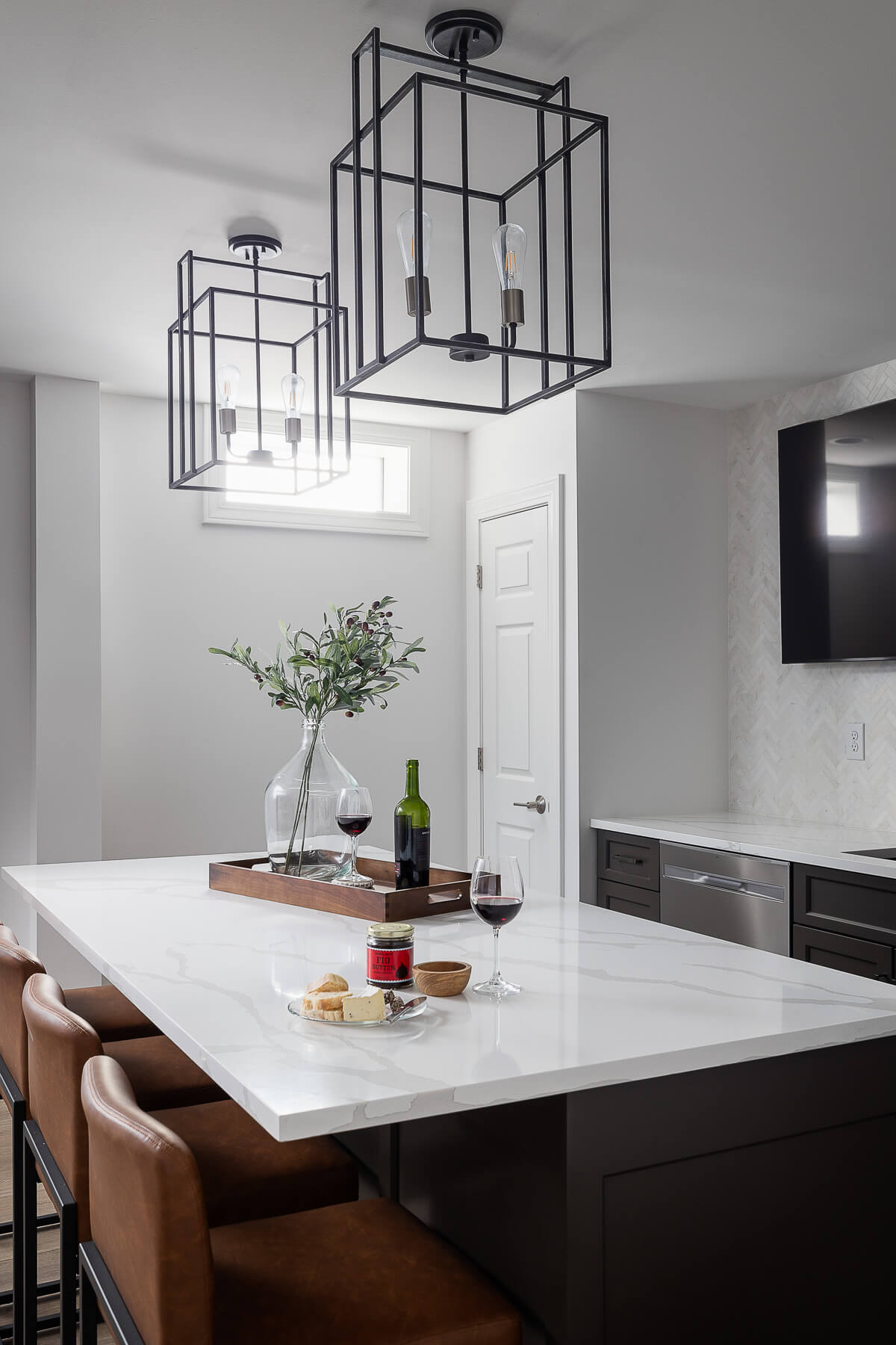 003 1499 Sable Wing Internet